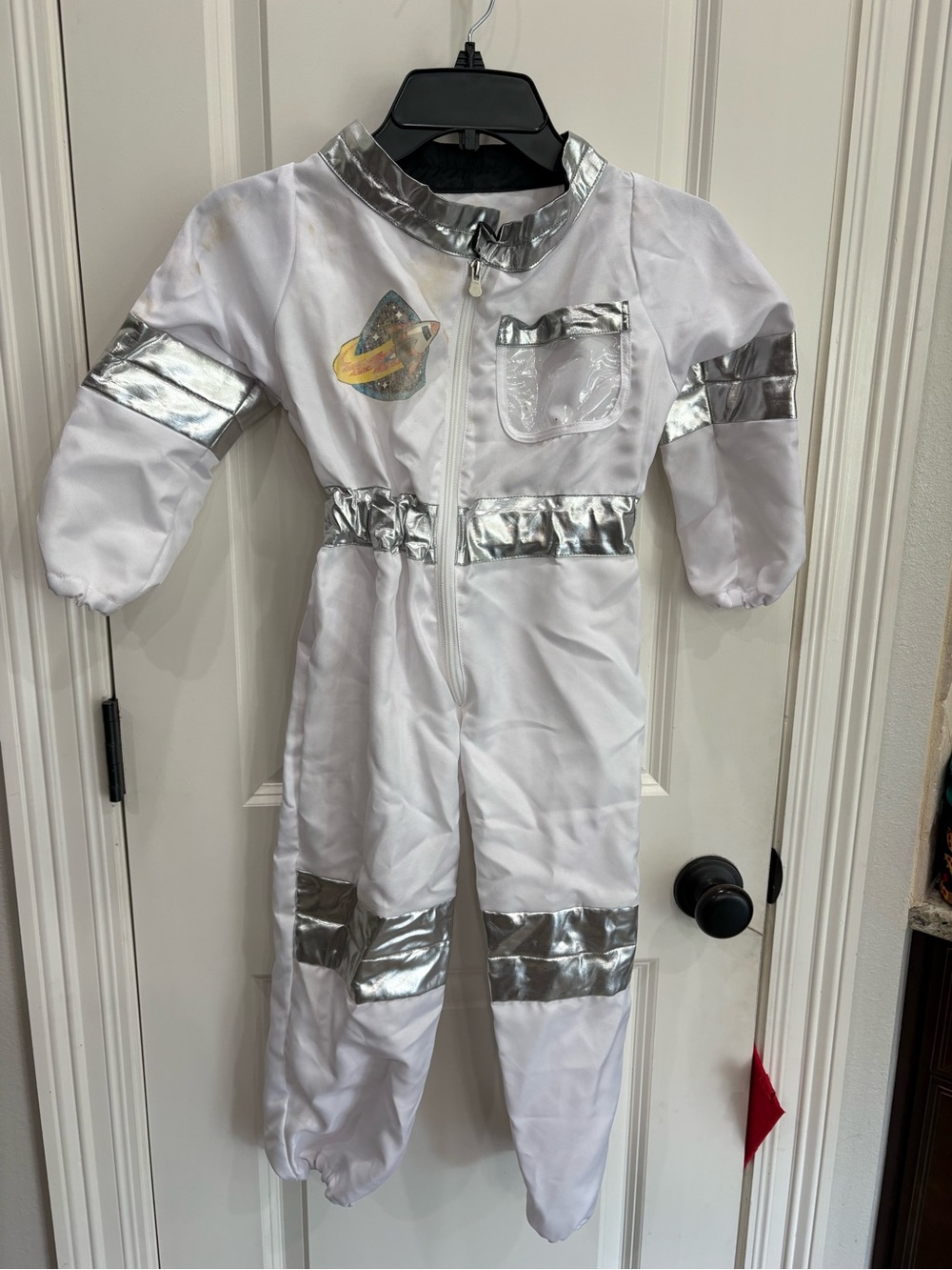 Melissa & Doug white astronaut costume Ages 3-6 Fair due to stains No holes